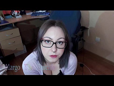 ❤️ სექსუალური გოგონა სათვალეებით ღრმად იწოვს დილდოს კამერაზე ❤️❌ ჯანდაბა ვიდეო პორნოში ka.xsexshop.ru